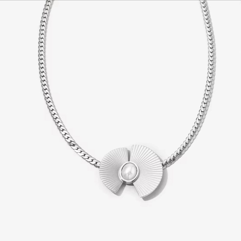 Γυναικείο Ατσάλινο Κολιέ – Women’s Steel Necklace