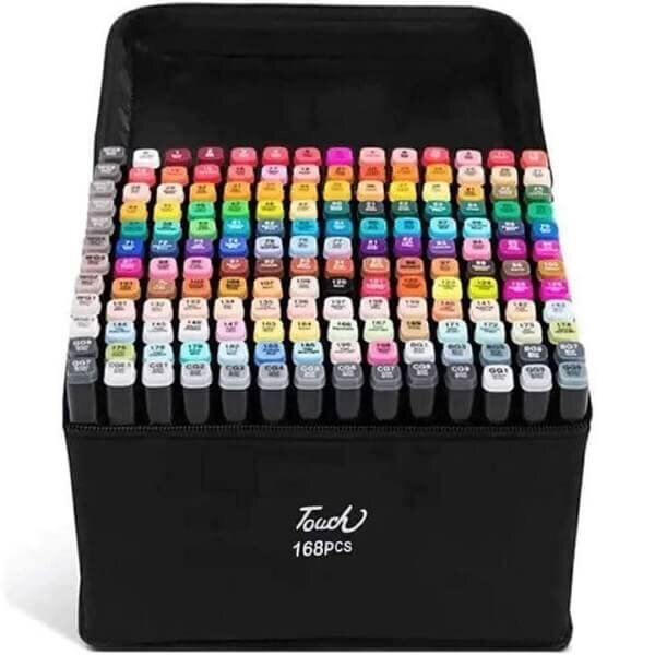 Αυτό το σετ, αποτελείται από 168 μαρκαδόρους με διπλή μύτη και διαφορετικά φωτεινά χρώματα. Ο κάθε μαρκαδόρος έχει 2 μύτες, μια για πιο φαρδιά γραφή ή υπογράμμιση (BOARD) και μια για πιο λεπτή γραφή (FINE). Η άνετη λαβή θα αποδειχθεί ιδιαίτερα εύχρηστη για μικρούς και μεγάλους. Το σετ διατίθεται σε μια θήκη οργάνωσης που κλείνει με φερμουάρ και τοποθετούνται οι μαρκαδόροι κάθετα. Χαρακτηριστικά: Ποσότητα: 168 τεμάχια Το σετ περιλαμβάνει 168 μαρκαδόρους χρωματιστούς Double-sided μαρκαδόροι οινοπνεύματος Διατίθεται με θήκη – μεταφοράς Μαρκαδόροι οινοπνεύματος Οι Μαρκαδόροι είναι ανεξίτηλοι