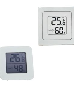 Το ψηφιακό θερμόμετρο-υγρασιόμετρο προσφέρει ακριβή μέτρηση της θερμοκρασίας και της υγρασίας στον χώρο σας, βοηθώντας στη διατήρηση ενός υγιούς περιβάλλοντος. Διαθέτει ευανάγνωστη οθόνη LCD και κομψό, μικρό μέγεθος (5x5cm) για εύκολη τοποθέτηση σε κάθε δωμάτιο. Ιδανικό για το σπίτι, το γραφείο ή οποιονδήποτε εσωτερικό χώρο.