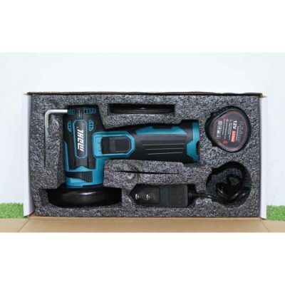 Φορητός γωνιακός τροχός με 1 μπαταρία.Χαρακτηριστικά: Δέχεται δίσκους με διάμετρο εως και 76 mm, 3'' Διαθέτει διακόπτη κλειδώματος. Τάση: 12V Περιλαμβάνει: 1 γωνιακός τροχός μπαταρίας 1 μπαταρία λιθίου 2 δίσκοι κοπής Κλειδί σύσφιξης κεντρικής βίδας 1 φορτιστής